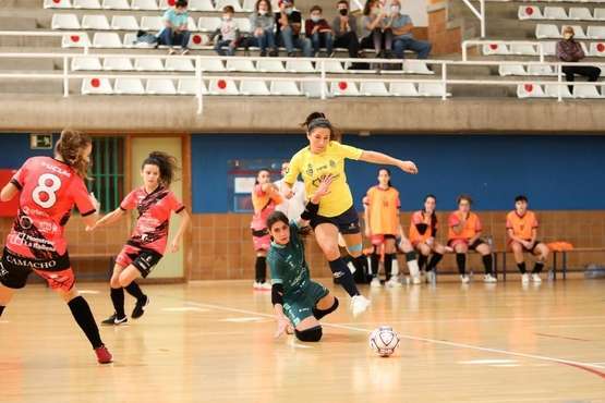 Tres puntos para el Teldeportivo frente al Villacañas/TA.